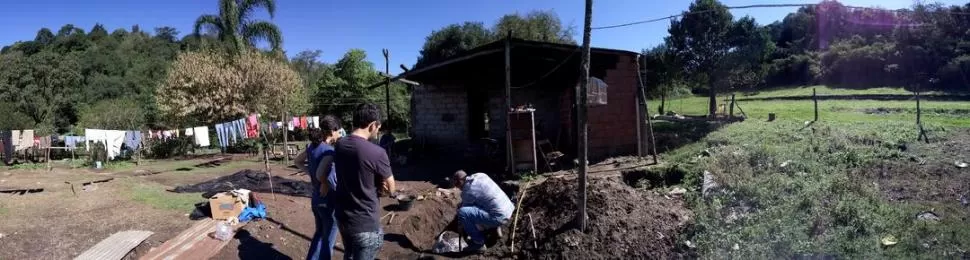 DESCUBRIMIENTO. El milenario tesoro fue hallado en la propiedad de la familia Ramírez-Cazorla, ubicada en el paraje taficeño conocido como La Toma, donde actualmente funciona un balneario muy visitado por los turistas.