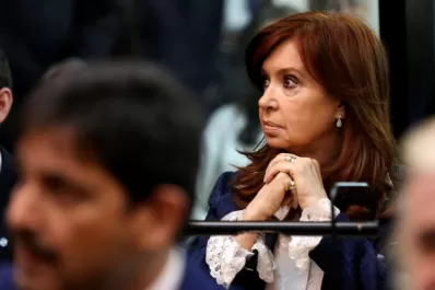 Cristina puede no ir al juicio si tiene sesión