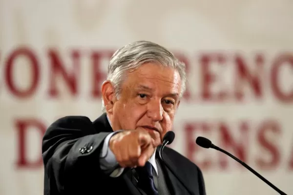 Los desafíos de AMLO en seis meses