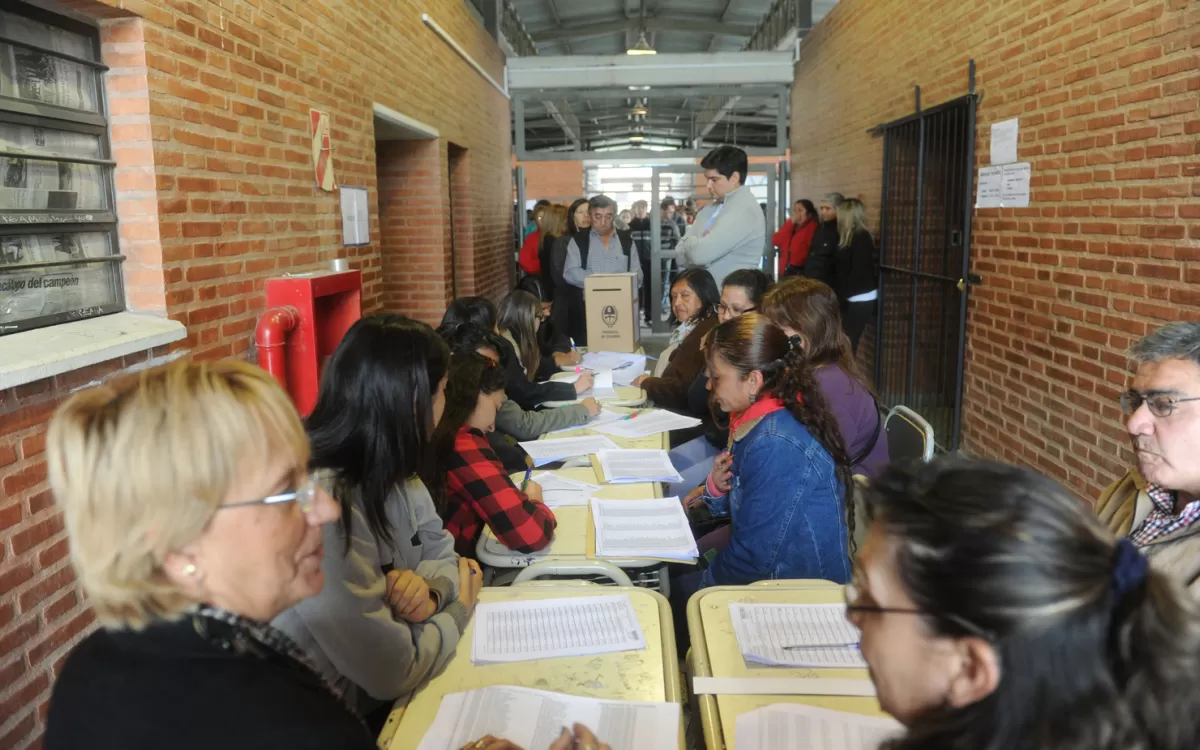 Elecciones 2019: cerca de un tercio de las autoridades de mesa serán docentes