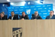 El Ruso Zielinski continúa un año más en Atlético: gracias a todos por el apoyo, dijo el DT