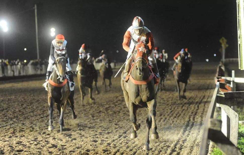 SORPRENDIÓ A TODOS. Le Doucent mostró un gran nivel para adjudicarse el clásico “25 de Mayo”. la gaceta / fotos de antonio ferroni