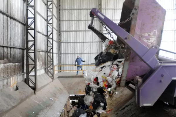 Un conflicto salarial evidenció tensiones entre el PE y la Capital