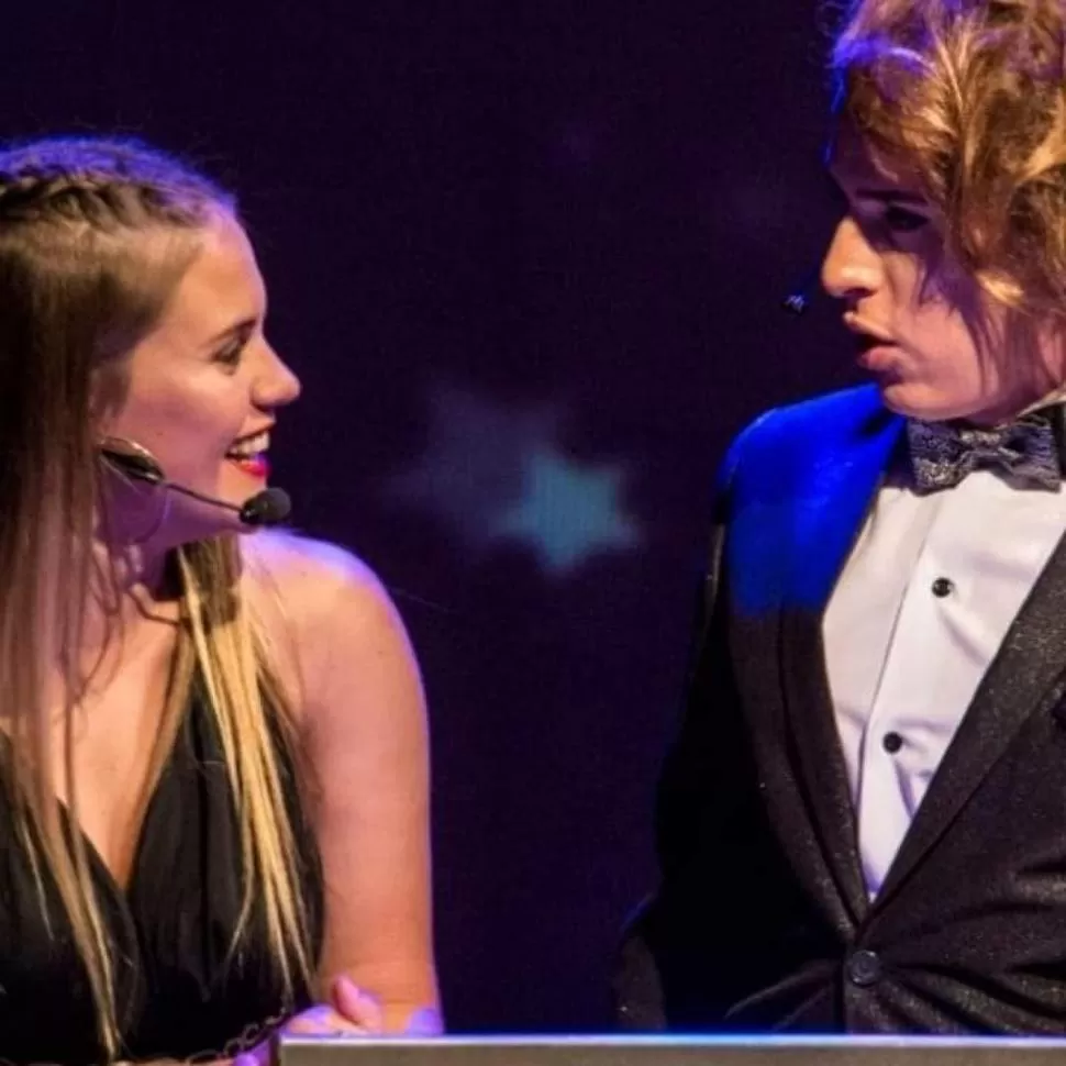 SIMPATÍA. Agostina Corradini y Salus Zavalía condujeron la ceremonia. 