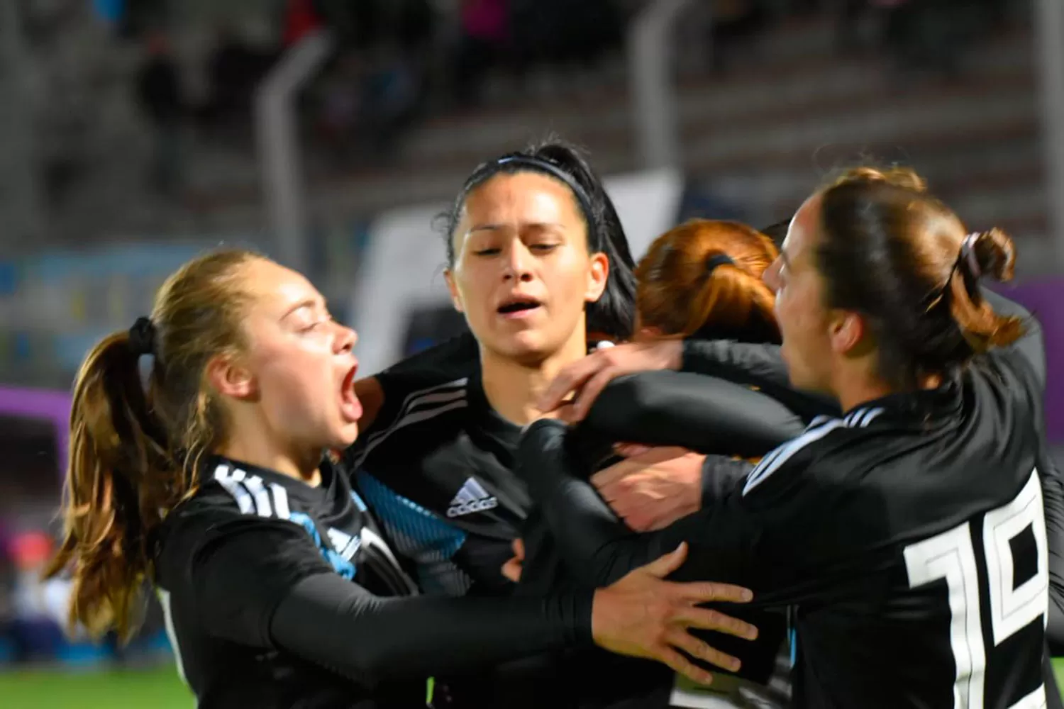 TODO LISTOS. Las chicas de la Selección viajan mañana a Francia.