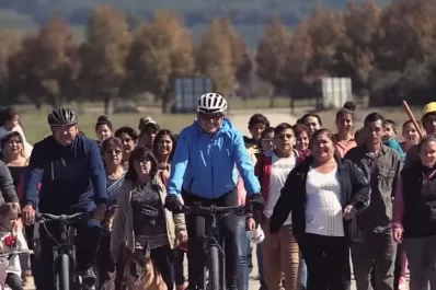 Un verdadero choreo: Feinmann acusó a Alperovich de plagiar un spot de campaña