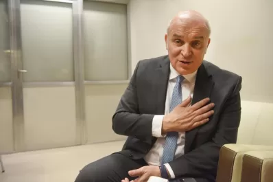 José Luis Espert: “no veo que el dólar explote hasta octubre”