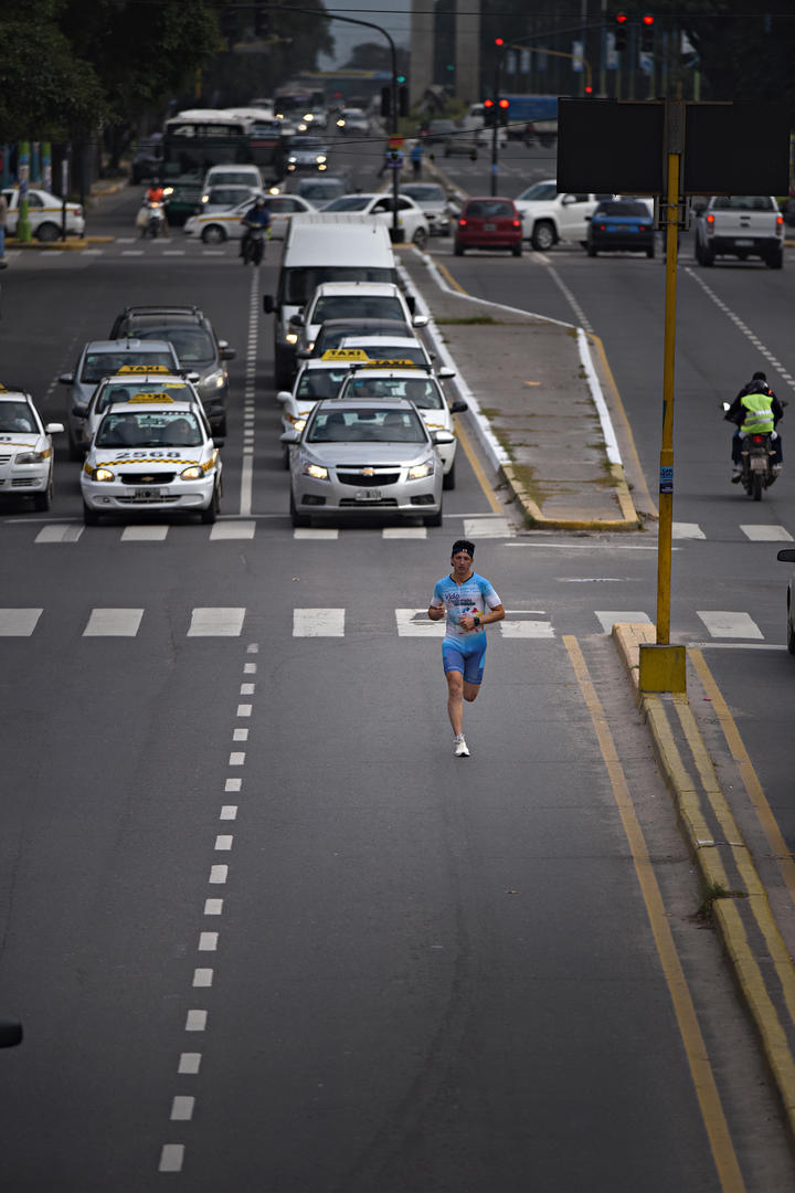 ENTRENAMIENTO EN LA MATE DE LUNA. A los 32 años, Fonio ha completado competencias de ultradistancia. 