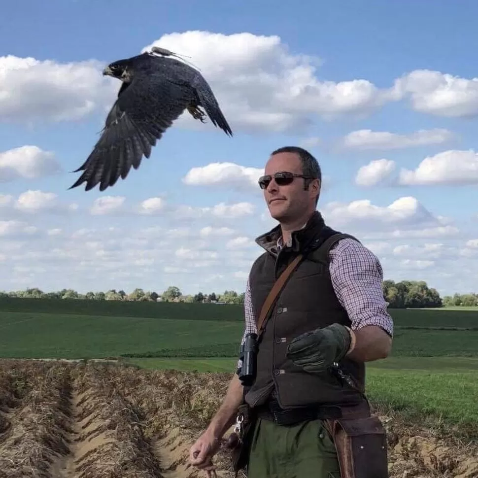 FRANCOIS DE GROSSOUVRE. Es un francés que se dedica a esta actividad y actualmente está radicado en Tucumán. 