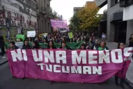 Las mujeres marcharon por la ciudad pidiendo Ni una Menos