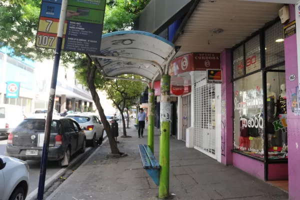 UTA realizaría un paro de colectivos durante el fin de semana en Tucumán