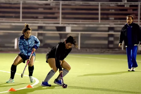 Hockey: “Naranjas” en movimiento