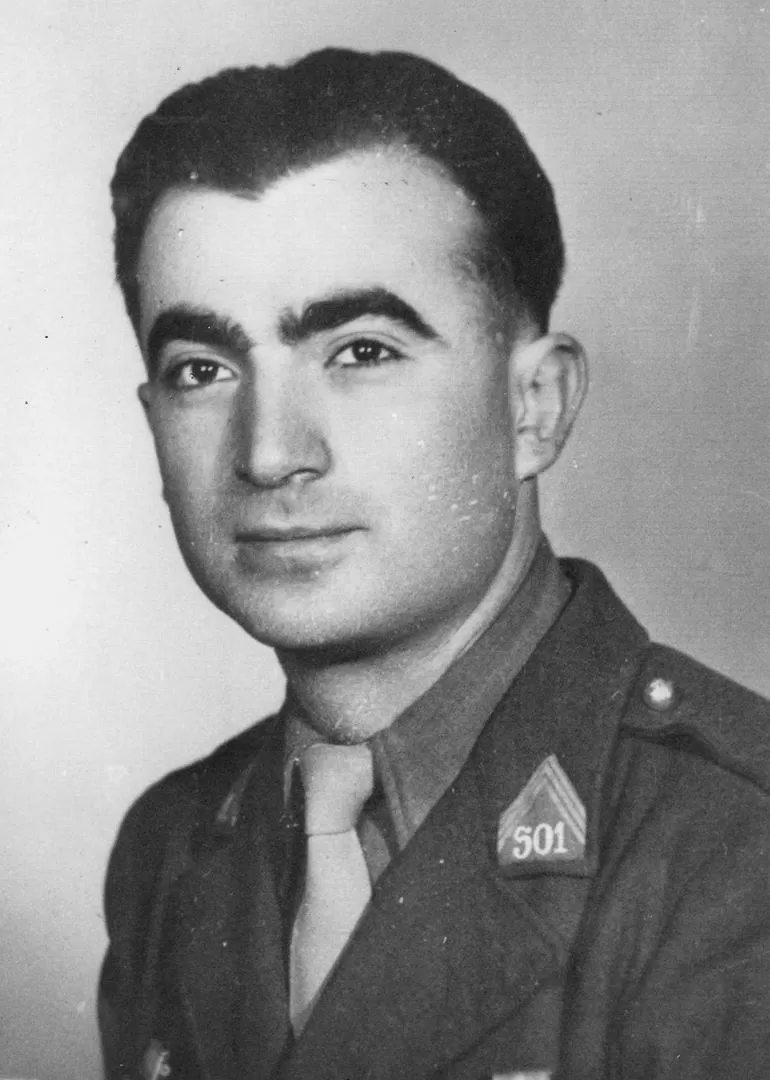 BENJAMÍN JOSSET. Luchó en el “Día D” y su tanque fue de los primeros en entrar a la ciudad de París liberada. 
