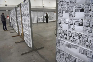 Qué se debe hacer si faltan boletas en el cuarto oscuro