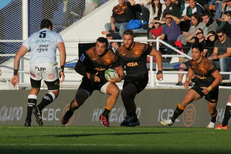 IMPECABLE. Jaguares no se conformó con haber asegurado su clasificación y se lució con otra gran actuación ante Sharks. villarpress