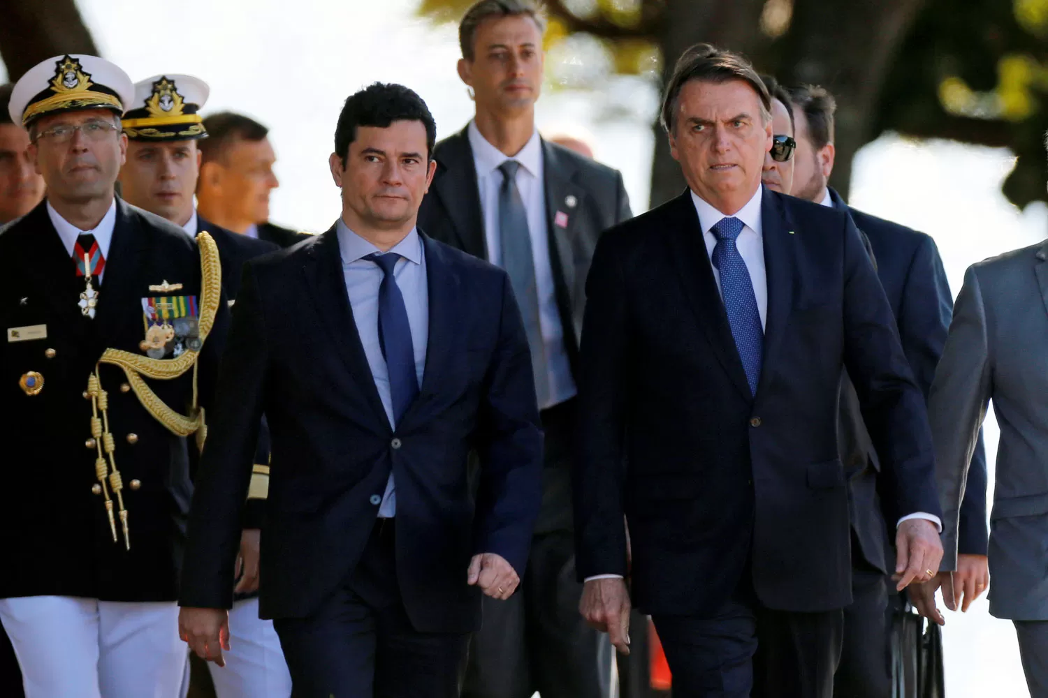 RESPALDO SILENCIOSO. Bolsonaro no habló de Moro, pero sí estuvo al lado del ministro en un acto. REURTERS