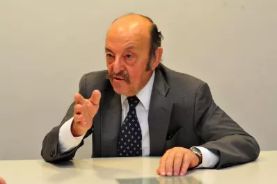 Entrevista a Julio Bárbaro: “no somos capaces de armar un proyecto común”