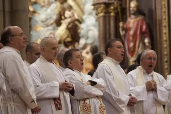 Histórico: el Vaticano abre la puerta para que hombres casados puedan ser sacerdotes