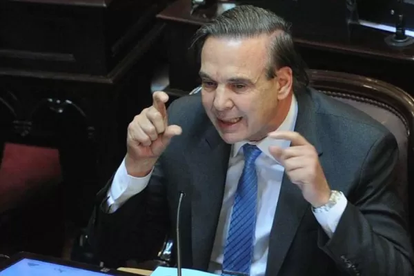 Pichetto descartó que pueda emitir un voto no positivo como hizo Cobos