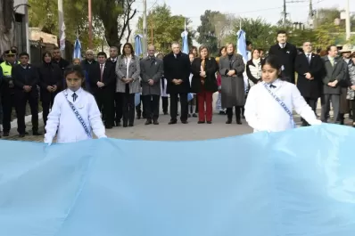 El Boleto Universitario equipara a los jóvenes del interior con los de la capital, dijo Jaldo