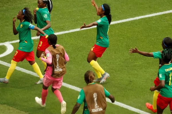 Mundial de Fútbol Femenino: Camerún ganó y dejó a Argentina sin esperanzas de clasificarse