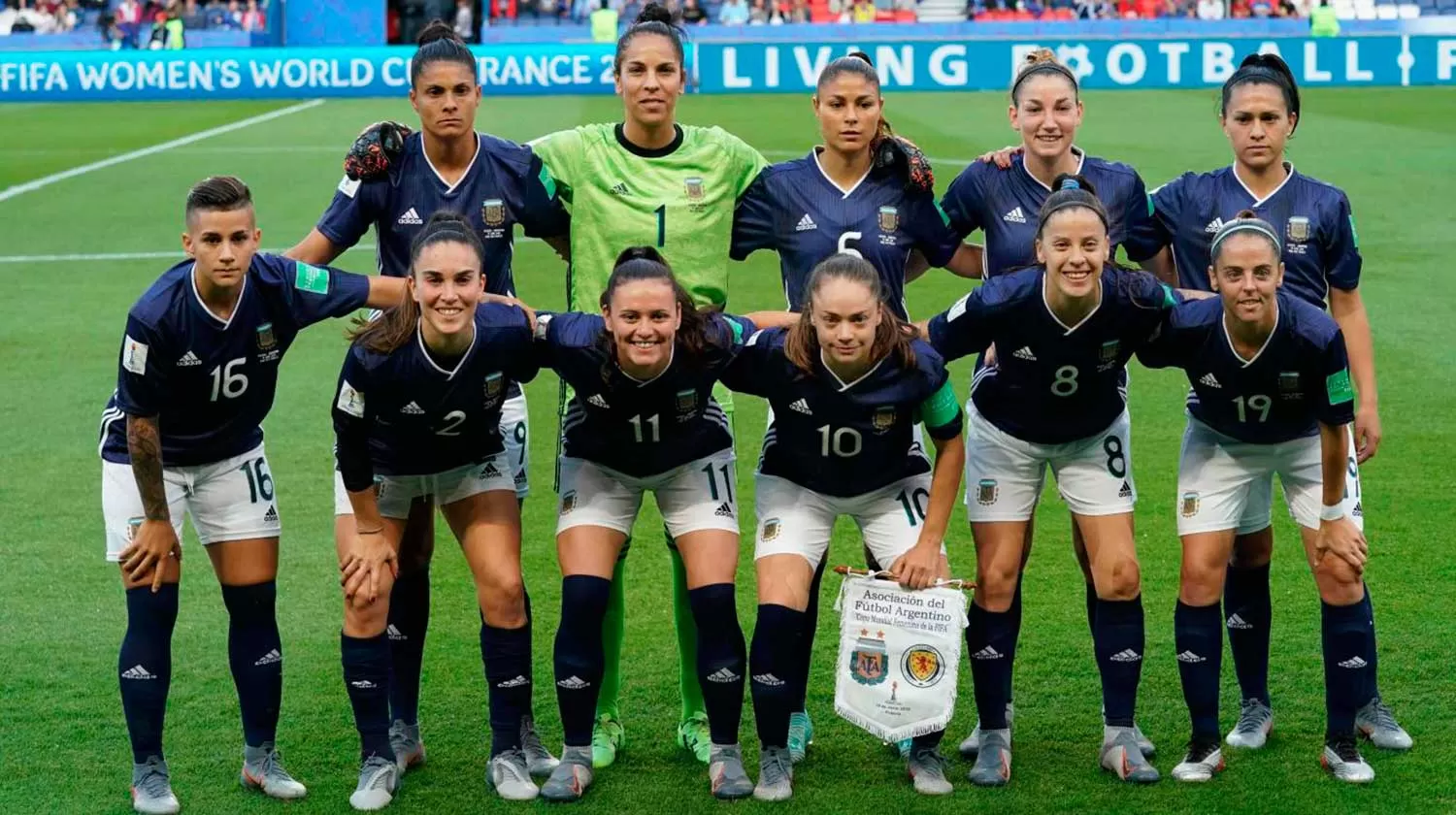 HISTÓRICAS E INOLVIDABLES. La Selección Argentina de Fútbol Femenino en el Mundial de Francia.