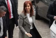 A Cristina Kirchner le surgió una reunión y no asistirá el lunes al juicio oral en su contra