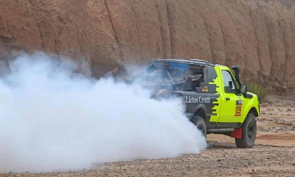 APRENDER. Será la segunda carrera en la que Guevara navegará la Ford Ranger. Gentileza Emmanuel Guevara