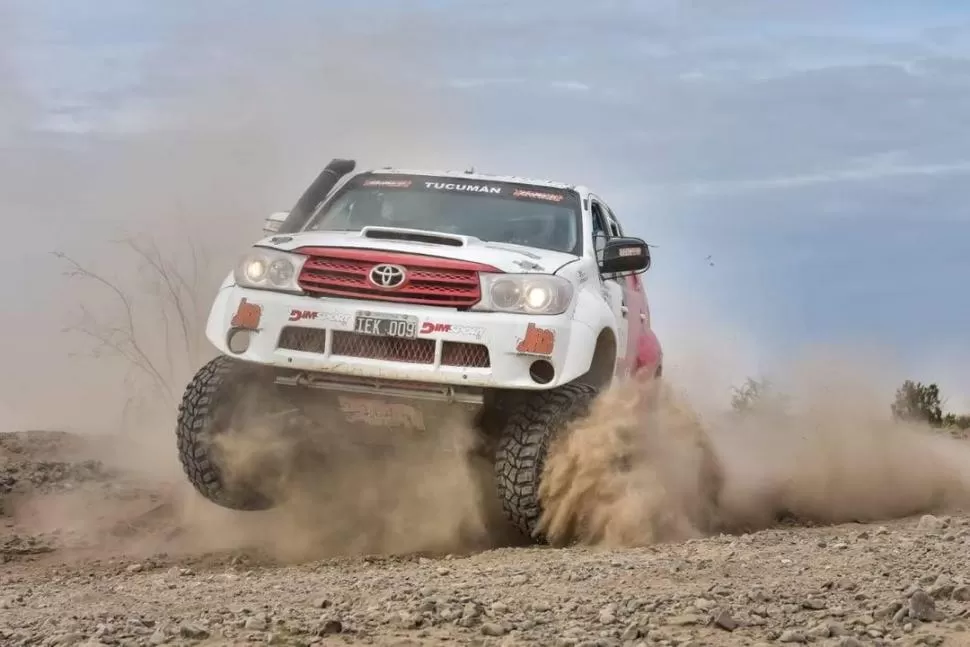 POR MÁS. La camioneta de los Bollero los llevará con los ánimos renovados. Gentileza FOTO DE Patricia Darroux