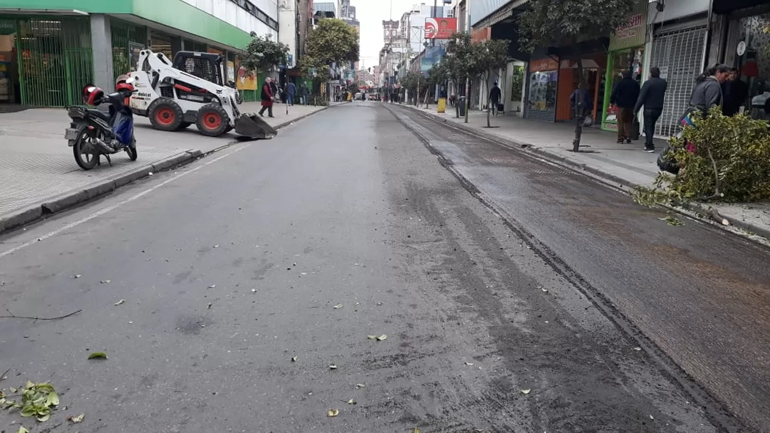 REPAVIMENTACIÓN. Córdoba al 600 y 700 está cortada.