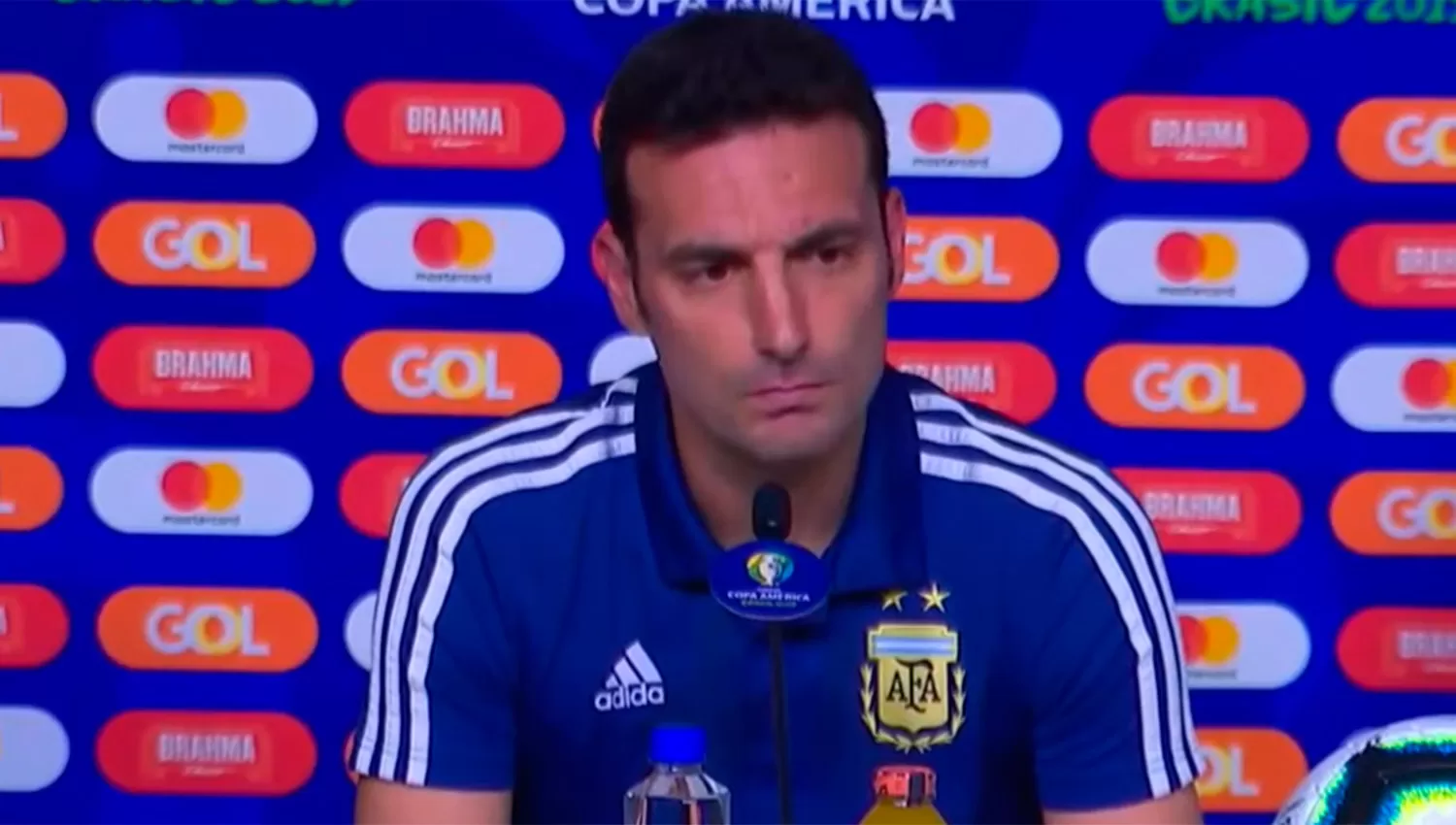 Scaloni aseguró que ya tiene a los 11 que saldrán a la cancha. 