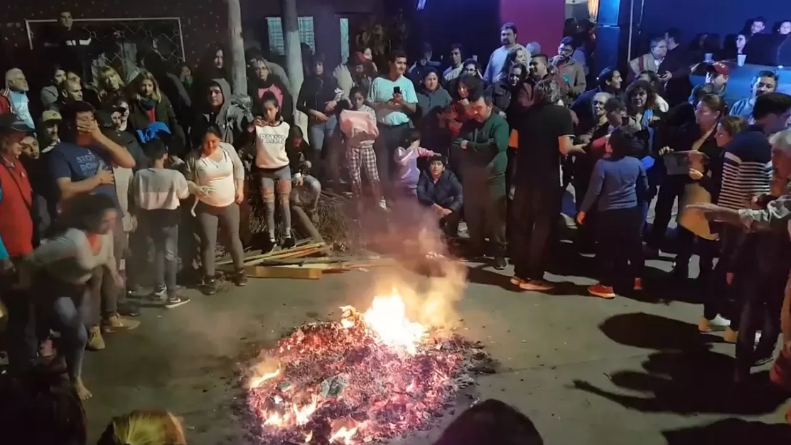 Sacrificios, alegría y fe: todo lo que se vivió en la Noche Mágica de San Juan