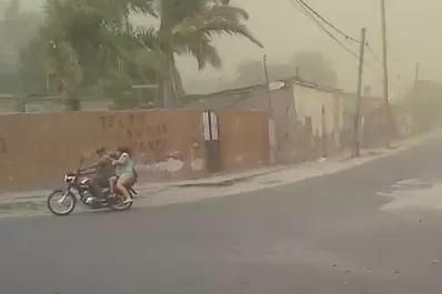 Anticipan vientos y ráfagas muy fuertes e inusuales para mañana en Tucumán