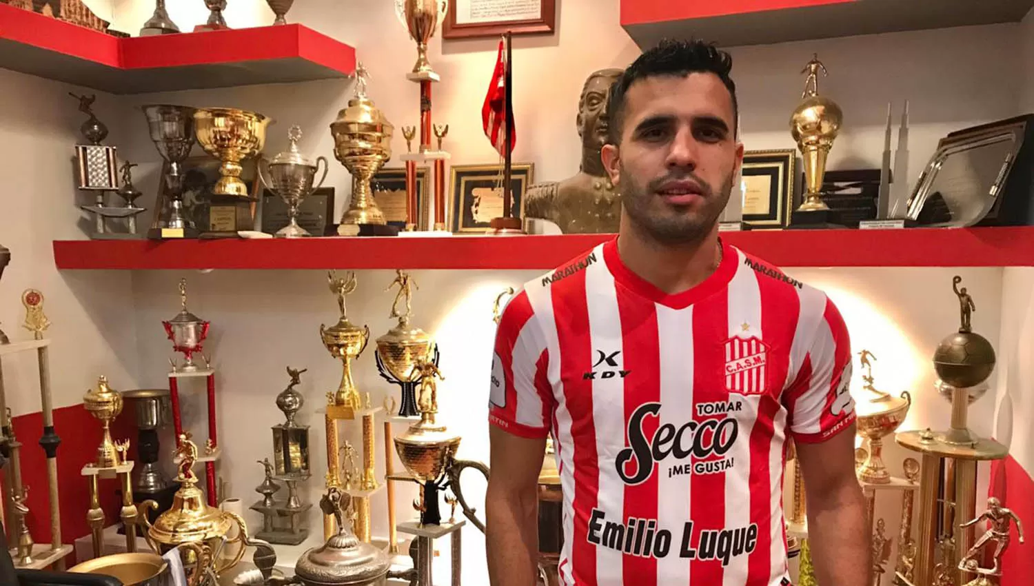 Pier Barrios se queda en Tucumán y ahora se vestirá de rojo y blanco. (FOTO TOMADA DE PRENSA CLUB ATLÉTICO SAN MARTÍN)