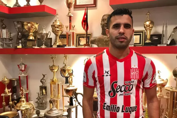 Mientras espera el sí de Mercier, San Martín incorporó al defensor Pier Barrios