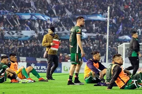 El drama de San Jorge: el presidente del Consejo Federal de la AFA se cruzó con Sáez