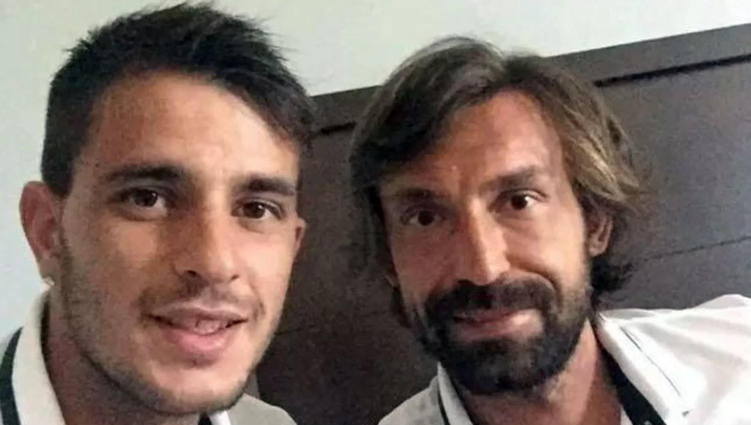 Bravo y Pirlo compartieron minutos en la concentración del New York City. 