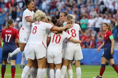 Copa Mundial femenina: Inglaterra goleó a Noruega y pasó a semifinales