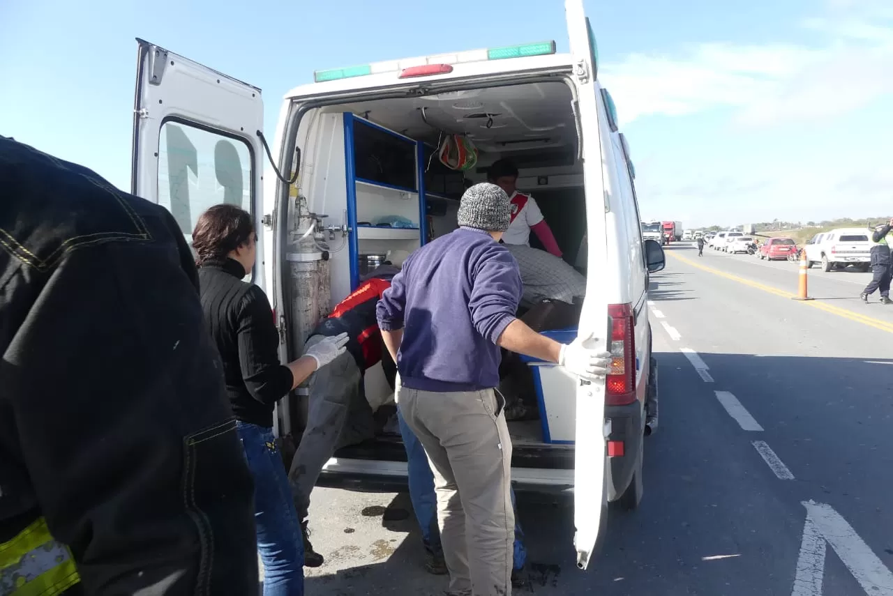 Los accidentados fueron derivados a diferentes hospitales de la provincia. LA GACETA/FOTO DE OSVALDO RIPOLL