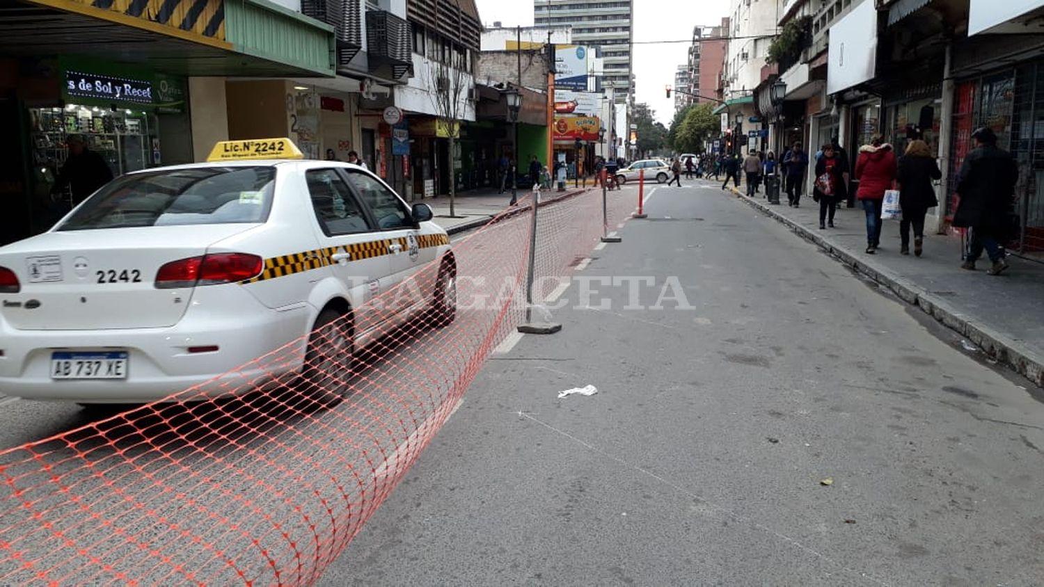 SEMIPEATONALIZACIÓN. Comenzaron las obras en la 9 de julio. 