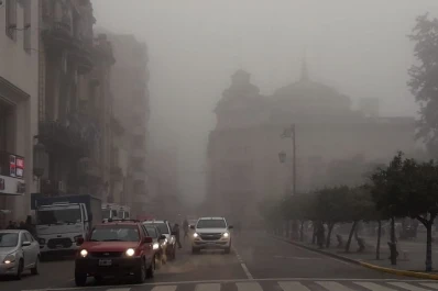 Los tucumanos arrancaron el martes con una intensa neblina
