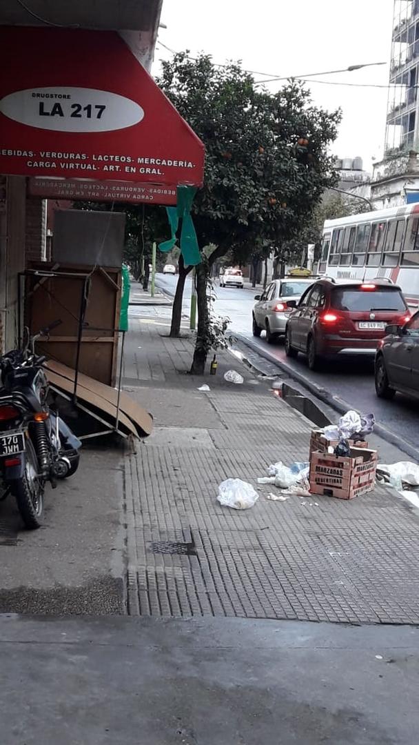 Un descontrol en la peatonal 25 de Mayo