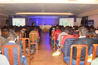 Amplia convocatoria tuvo el Taller de Variedades de Soja