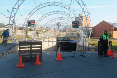 Otra vez, el túnel de la calle Córdoba debió ser cortado