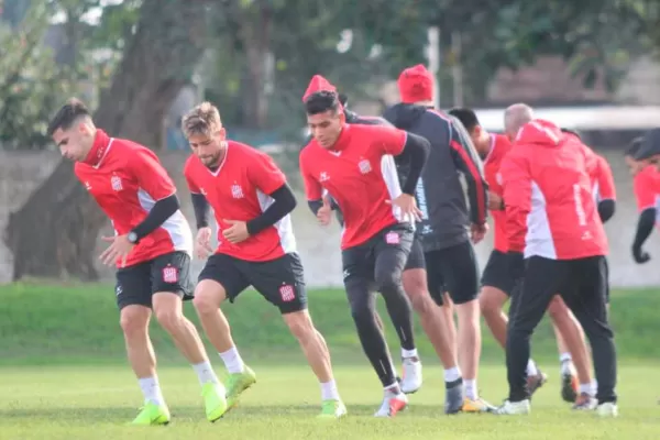 San Martín madrugó y partió hoy a Jujuy, donde continuará la pretemporada