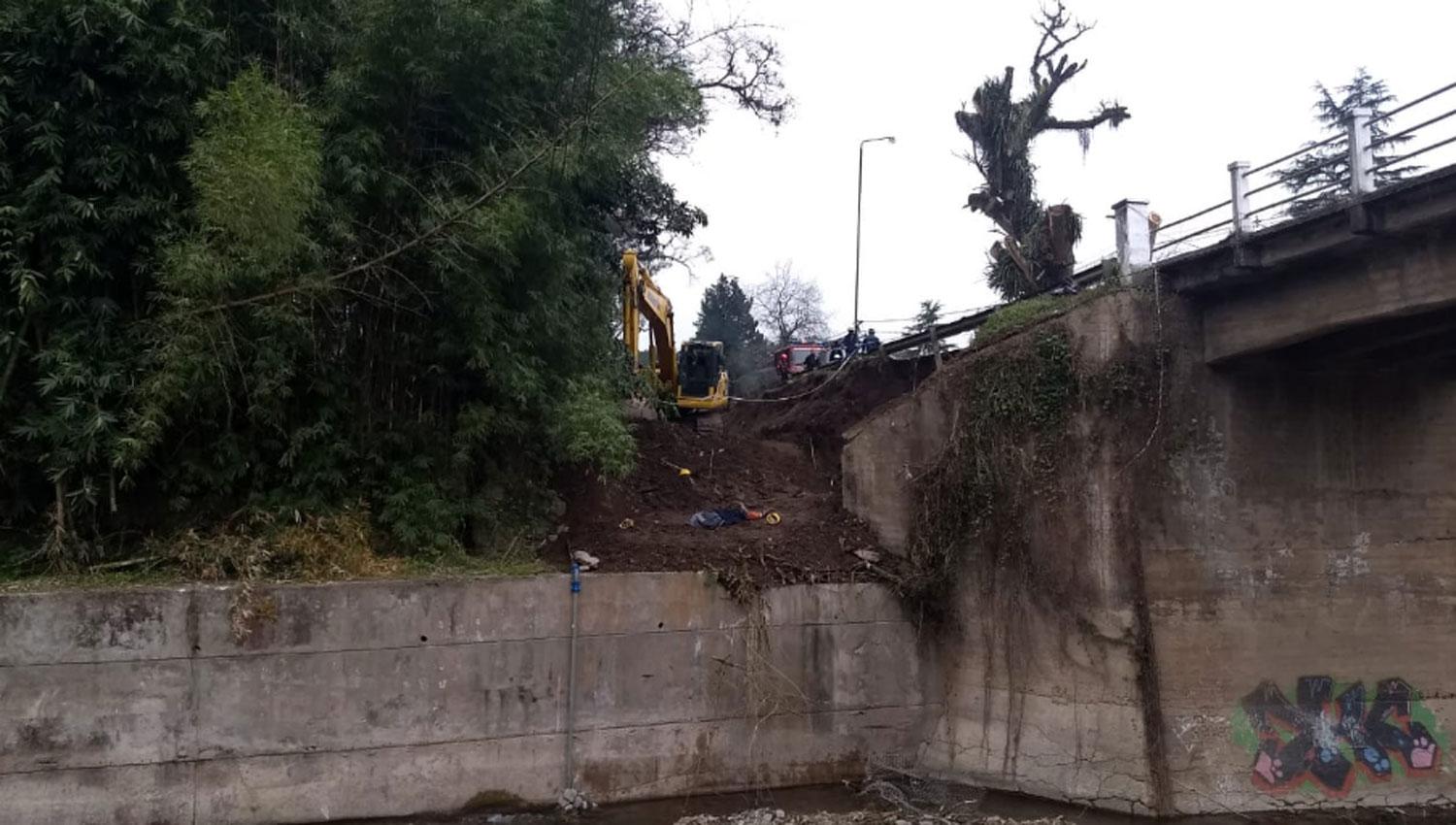 En 2017, la DPV había advertido que se tendría que hacer un nuevo puente sobre el río Muerto