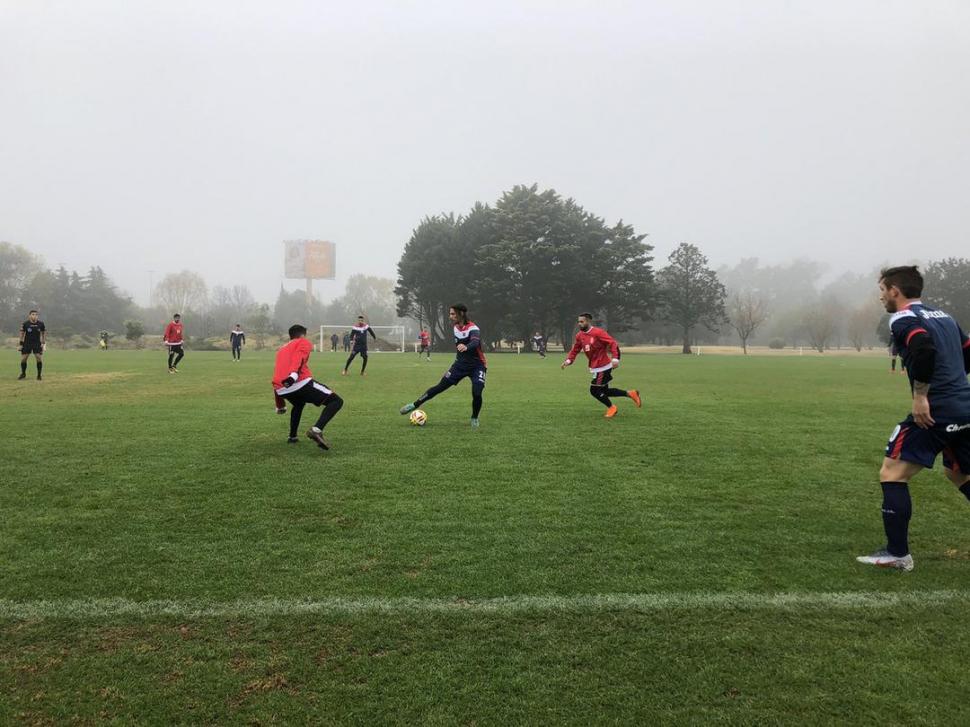 CAÍDA. En un amistoso de pretemporada, Tigre perdió con Barracas Central 1 a 0. twitter@catigreoficial