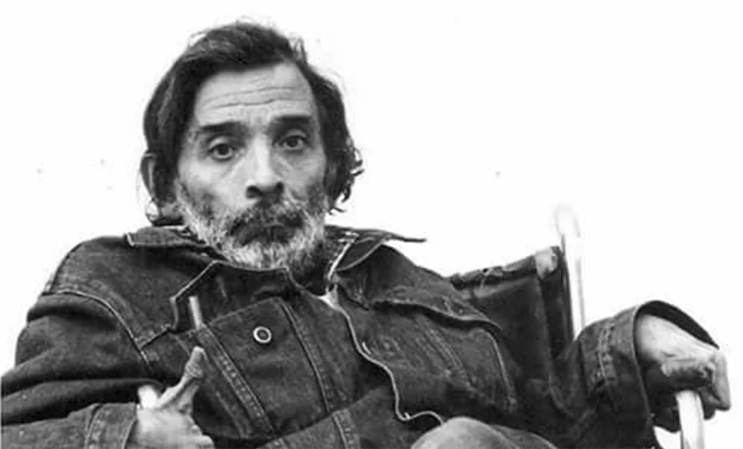 EL POETA. Galíndez sobre su silla de ruedas, en una foto de 1994.