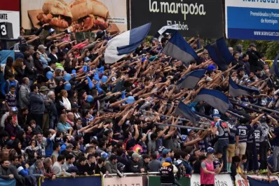 La tribuna puso la emoción en la final del Regional