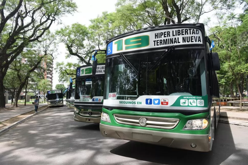 LÍNEA 19. El transportista Villagra considera necesario respaldo del Estado y que se calculen los costos del boleto. la gaceta / foto de Analía Jaramillo (archivo)